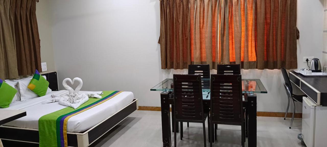 Hotel Bagga International Aurangabad  Eksteriør billede